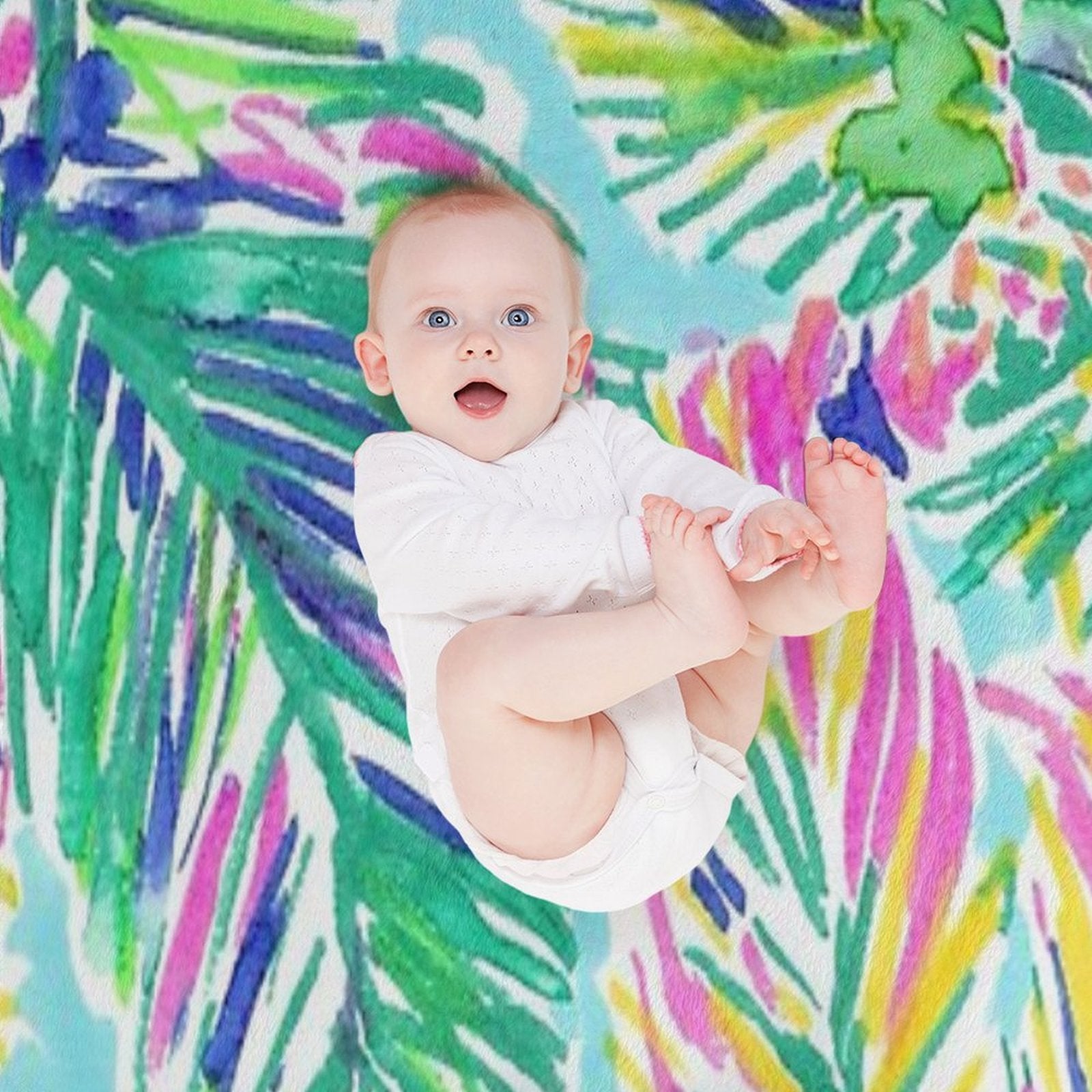 Coconut Lilly Tree Travel-friendly Throw Blanket