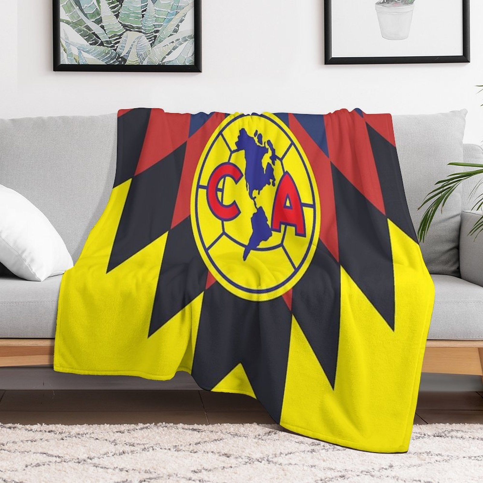 Club America Machine-washable Throw Blanket