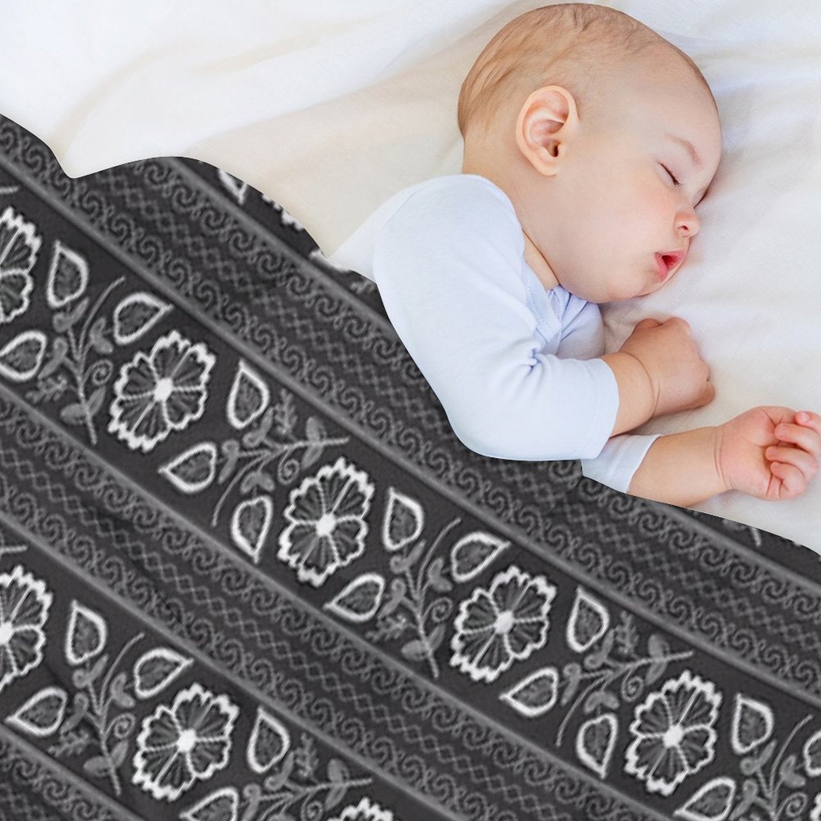RENDA All-season Throw Blanket