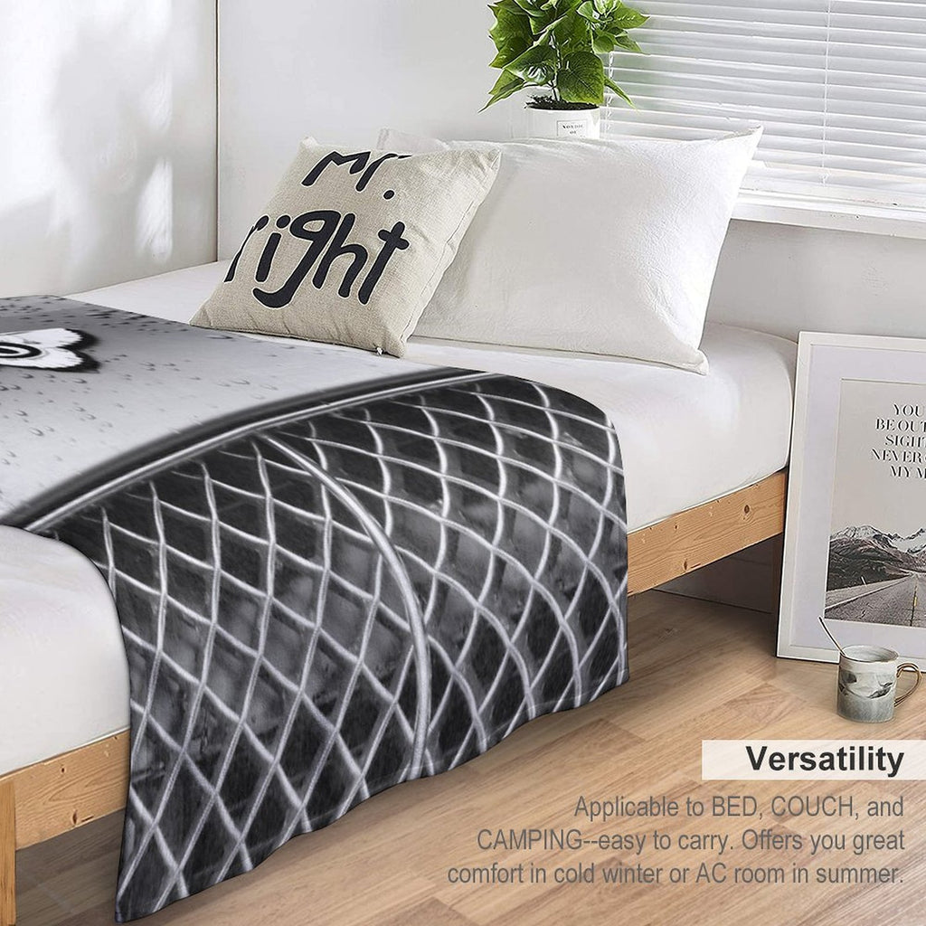 Bentley Grill All-season Throw Blanket
