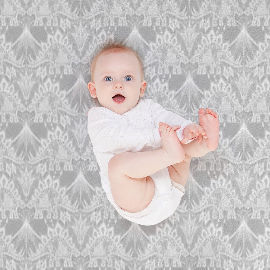 Stegosaurus Lace - White Plush Throw Blanket