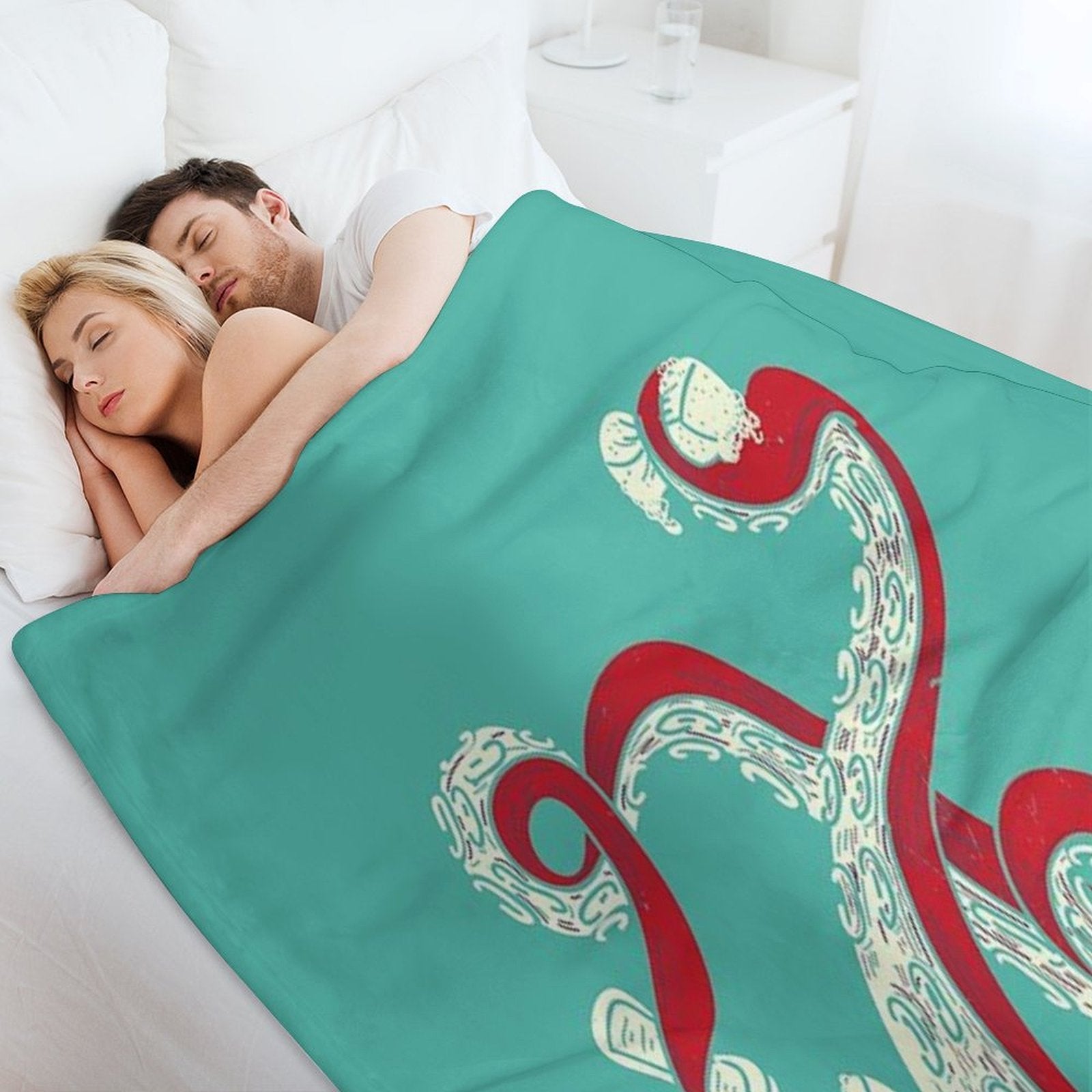 Kraken Lightweight Throw Blanket