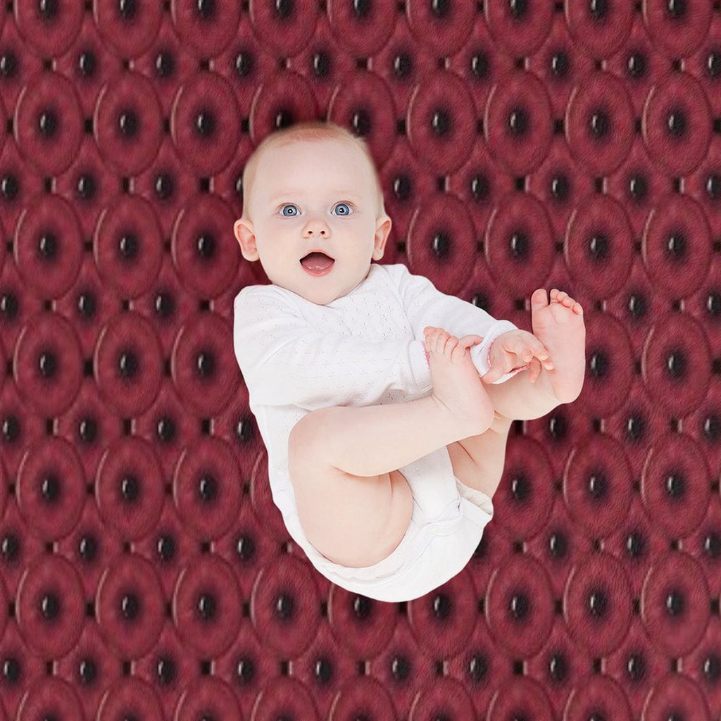 Red Eyes Lightweight Throw Blanket