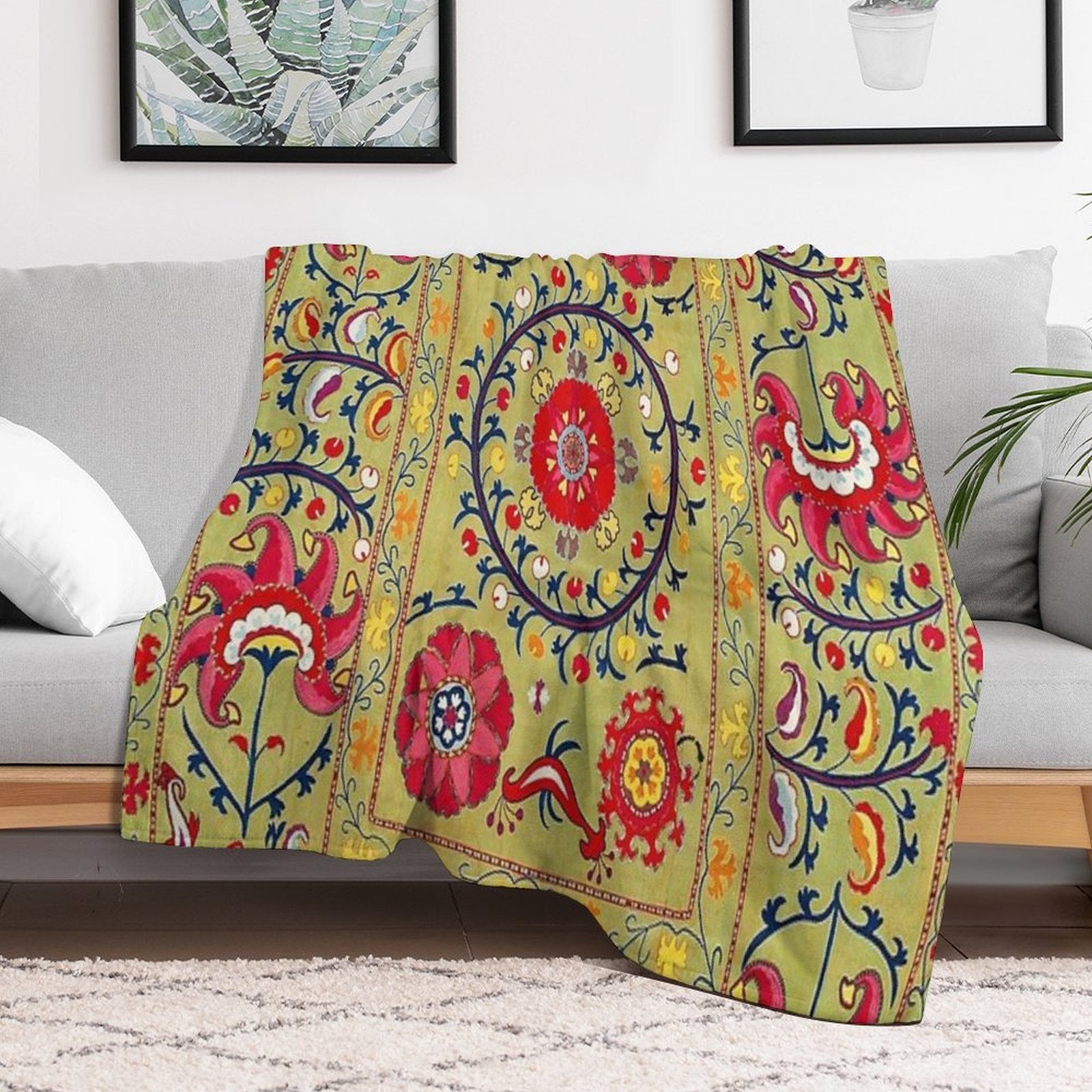 Lakai Suzani Uzbekistan Floral Embroidery Print Travel-friendly Throw Blanket