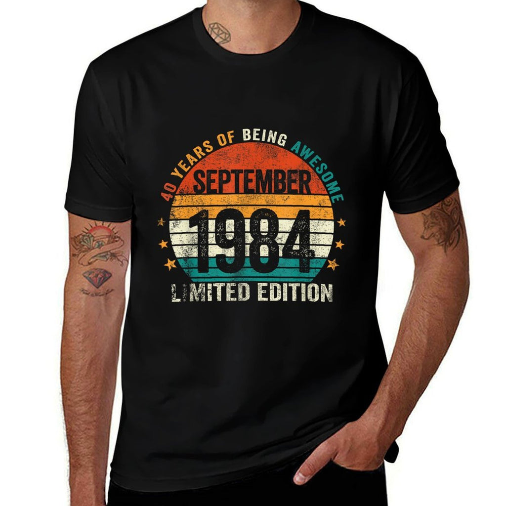 Retro 40 Years Old September 1984 Vintage 40th Birthday Men  Lightweight T-Shirt