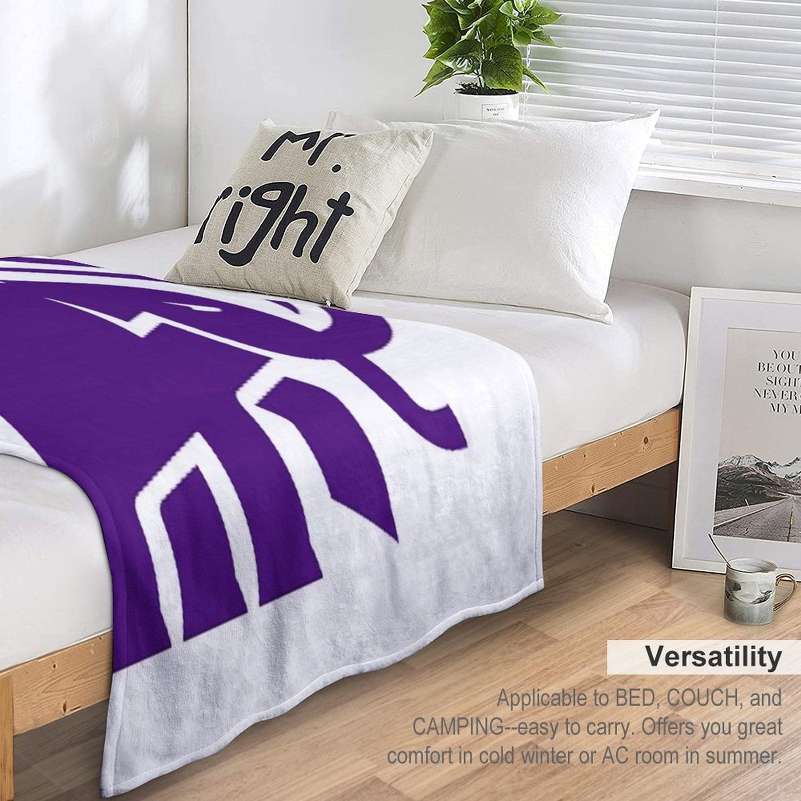 Amherst College Logo Gift-ready Throw Blanket