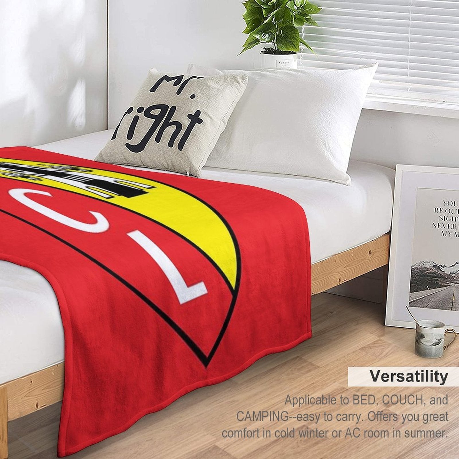 Les Sang Et Or (The Blood And Gold) Eco-conscious Throw Blanket