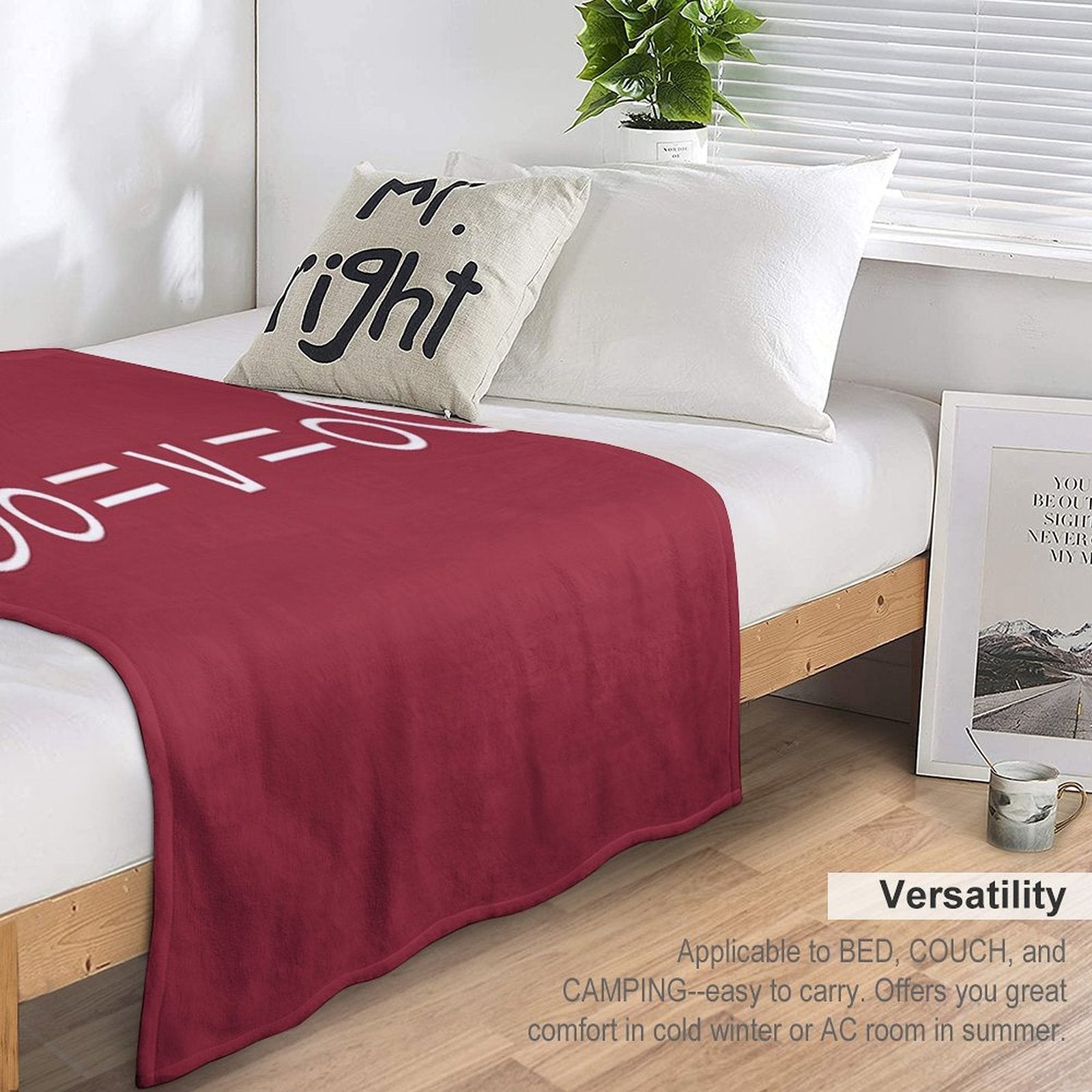 Alfa Giulia Front Compact Throw Blanket