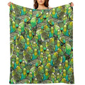 Budgie Pattern Machine-washable Throw Blanket