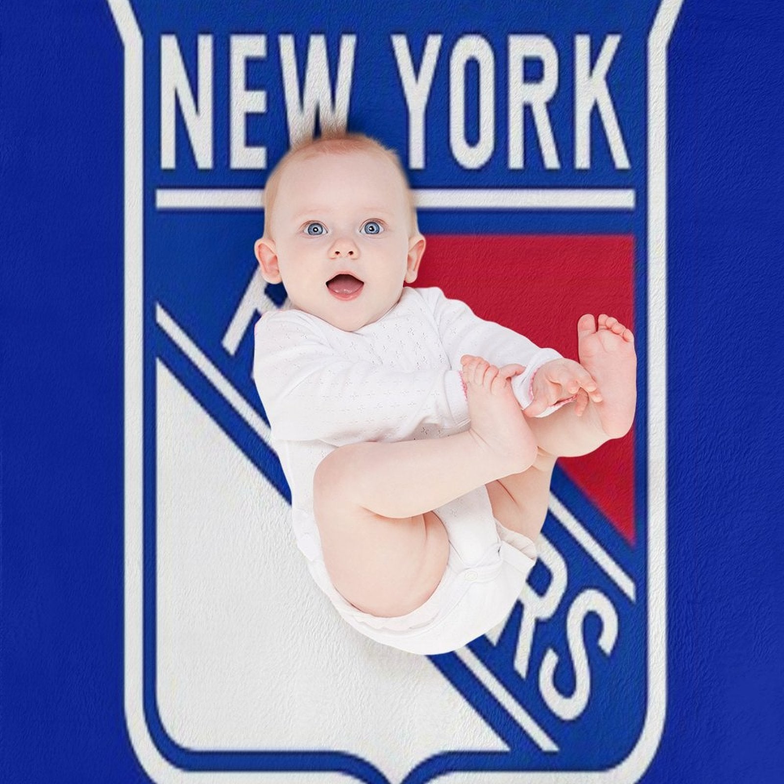 Rangers Logo Anti-pilling Throw Blanket