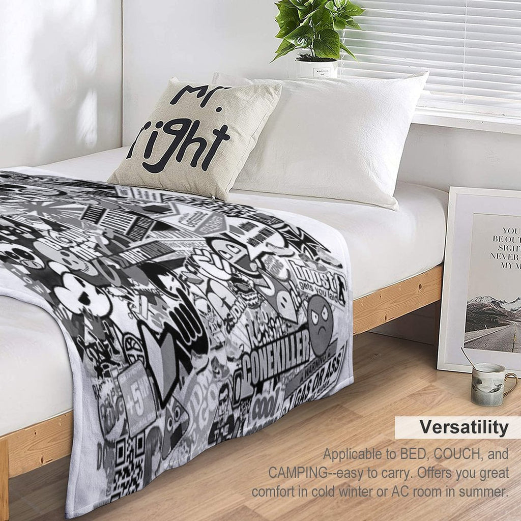JDM LEGENGS Travel-friendly Throw Blanket