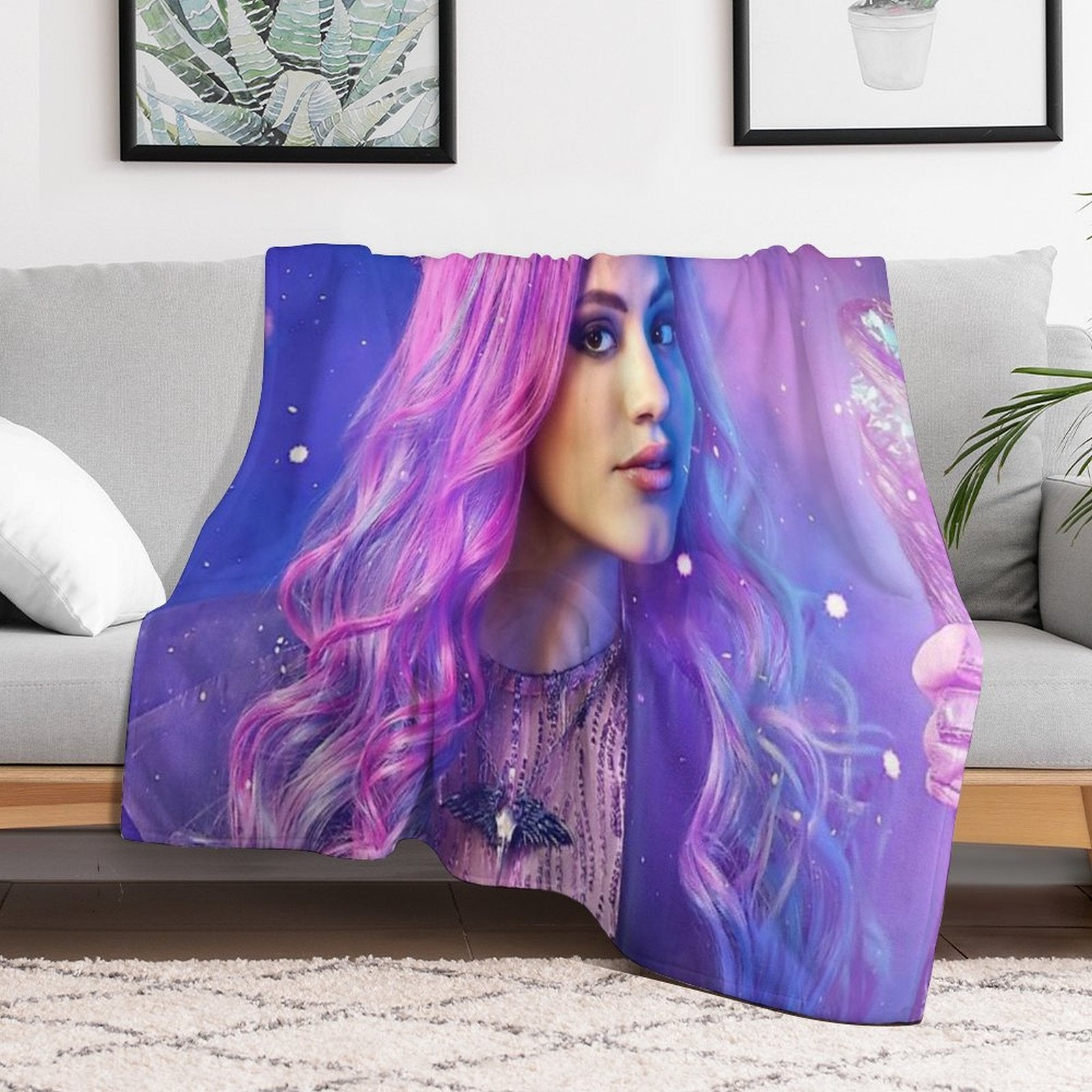 Audrey Descendants 3 Compact Throw Blanket