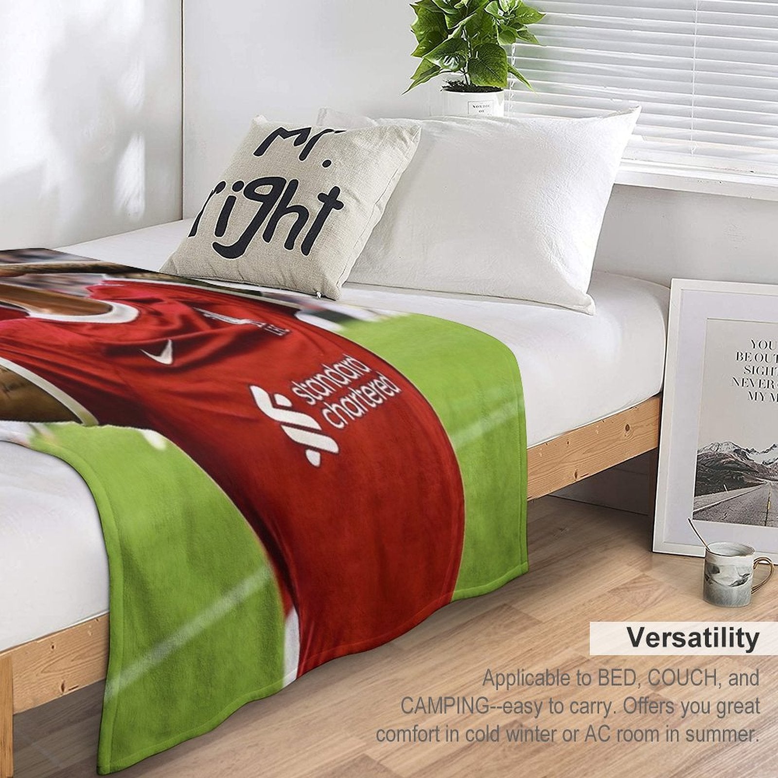 Darwin Nunez Gift-ready Throw Blanket