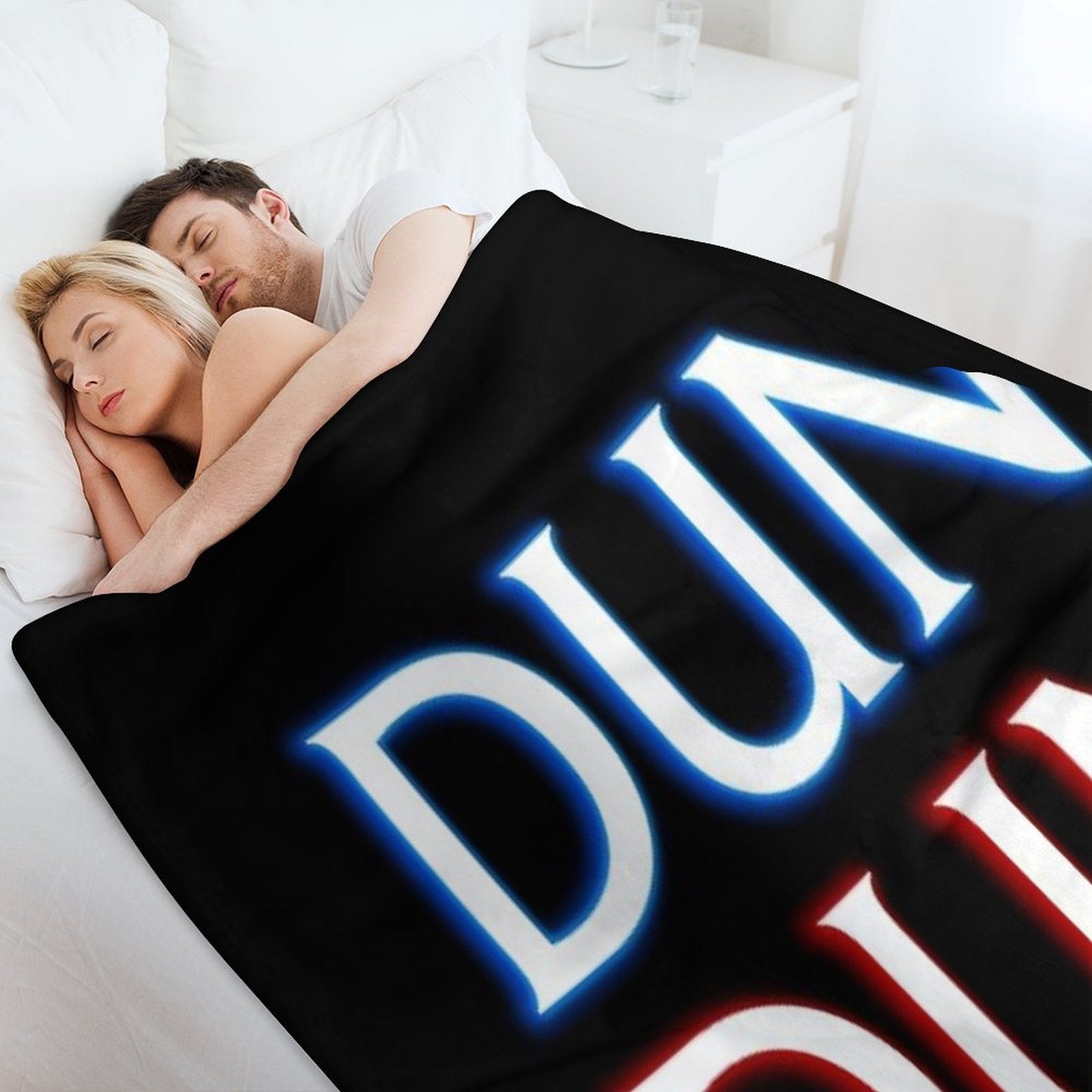 DUN DUN Lightweight Throw Blanket