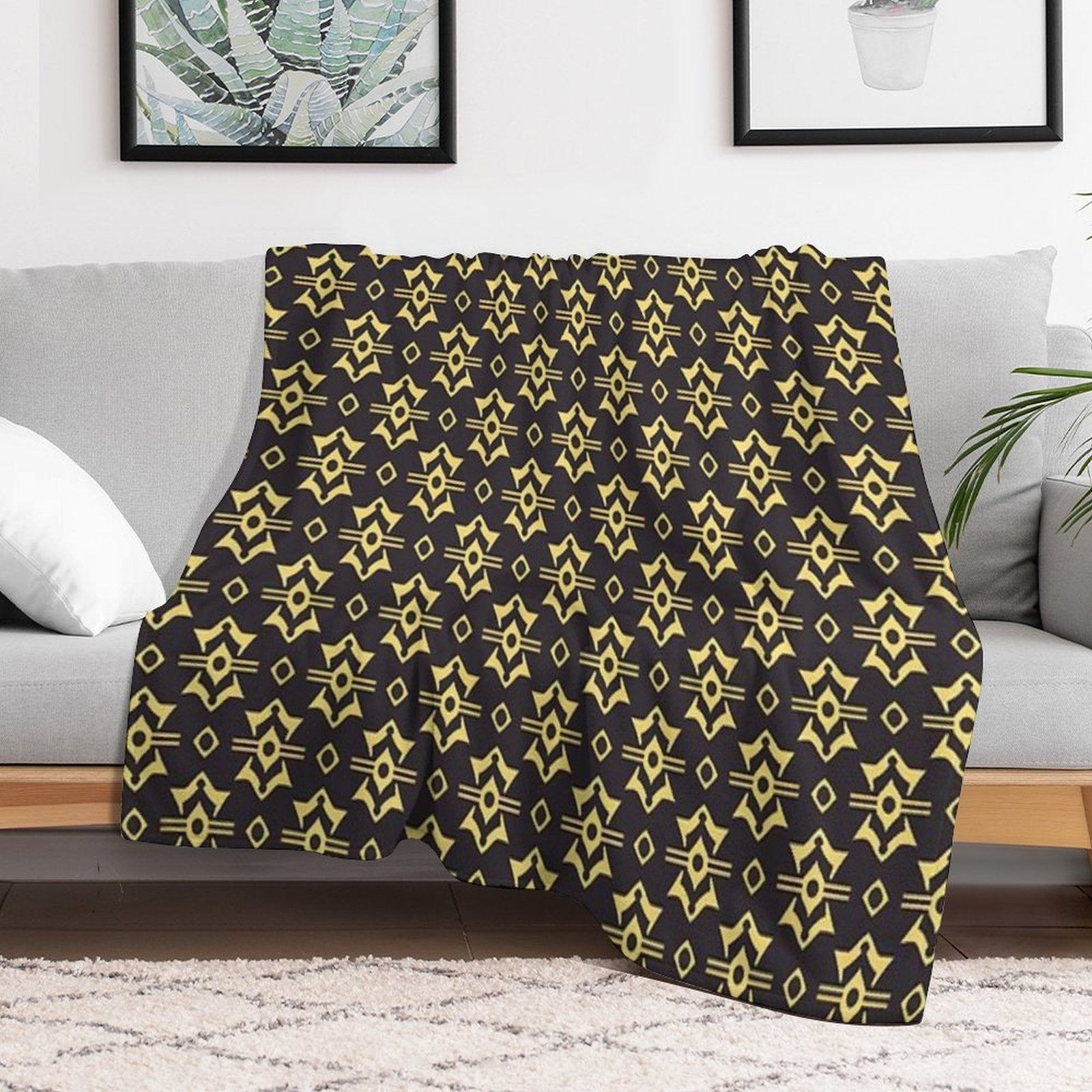 Repeating Pattern Comfort Throw Blanket