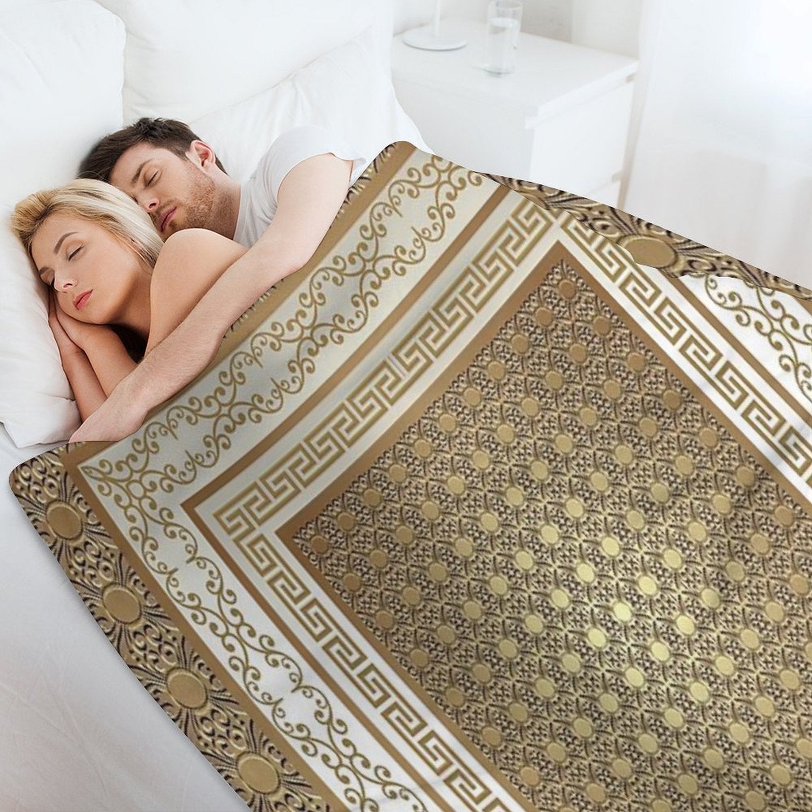 Greek Keys Cream Copper Pattern Machine-washable Throw Blanket