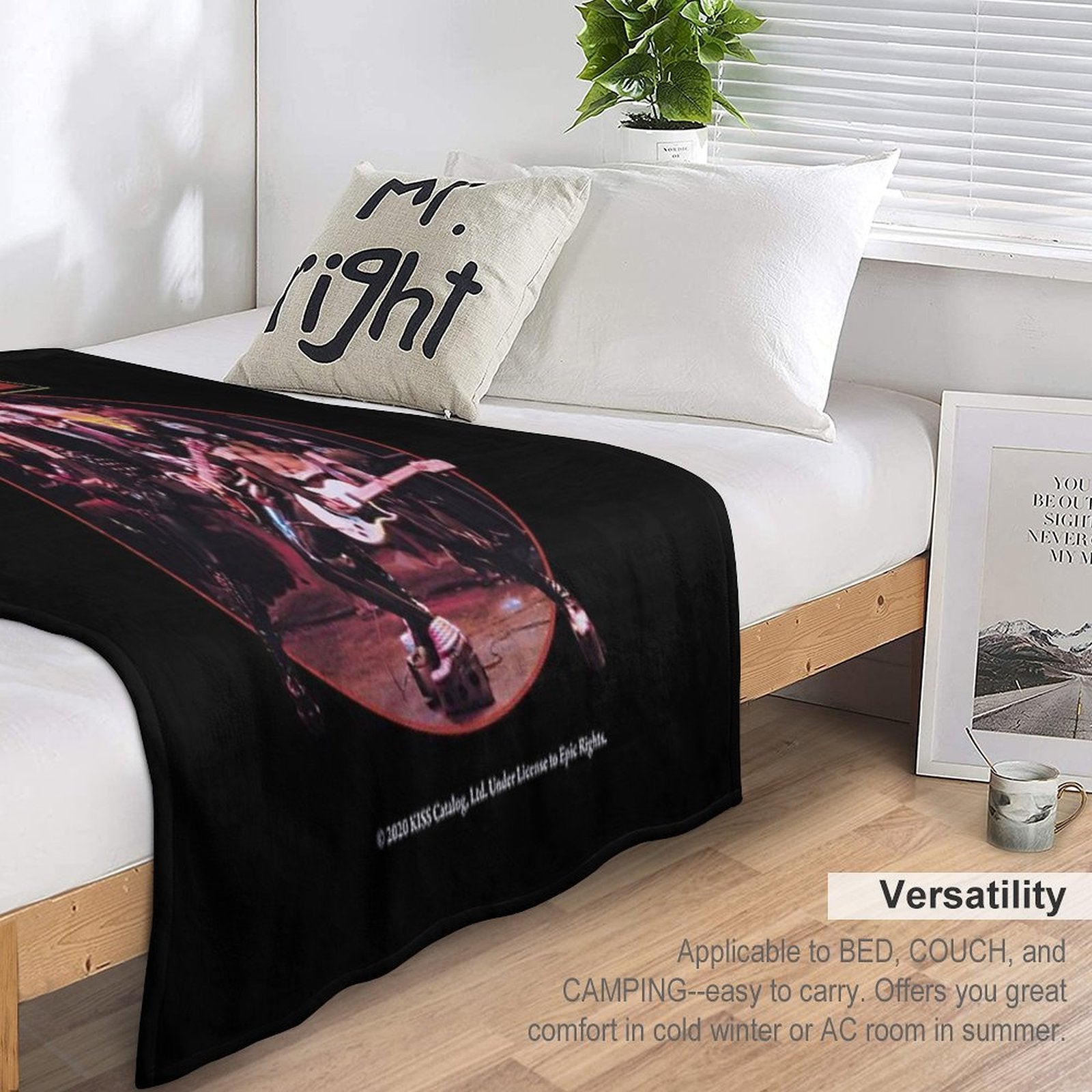 Kiss Band All-season Throw Blanket