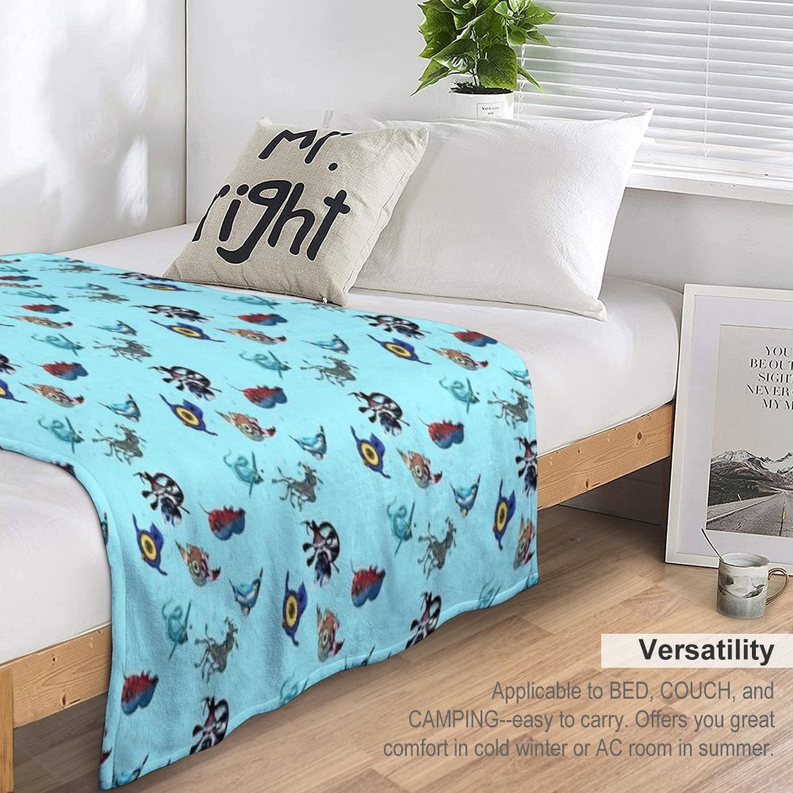 Subnautica Fauna Lightweight Throw Blanket