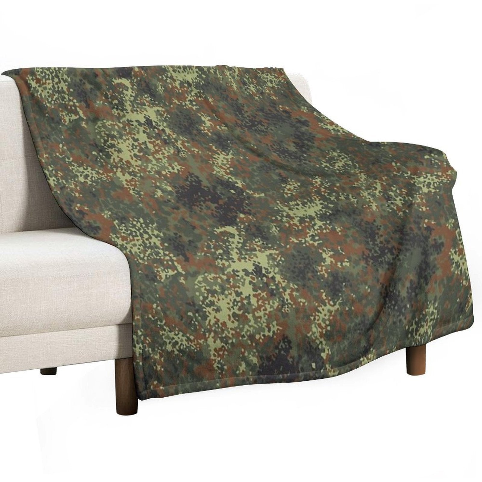 Flecktarn Camo Sustainable Throw Blanket