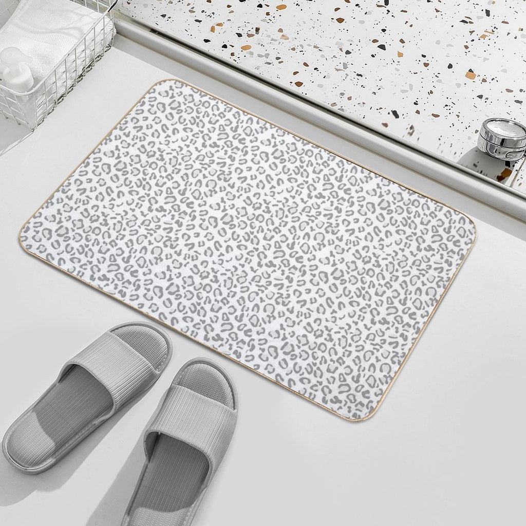 Gray Cheetah Print  Rapid-Drying Bath Mat