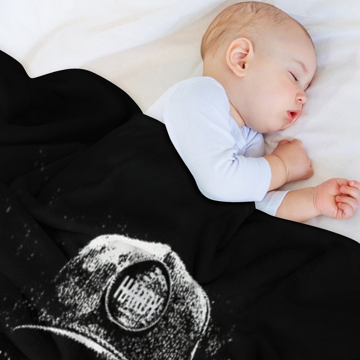Hardy Merch Hardy Tour Machine-washable Throw Blanket