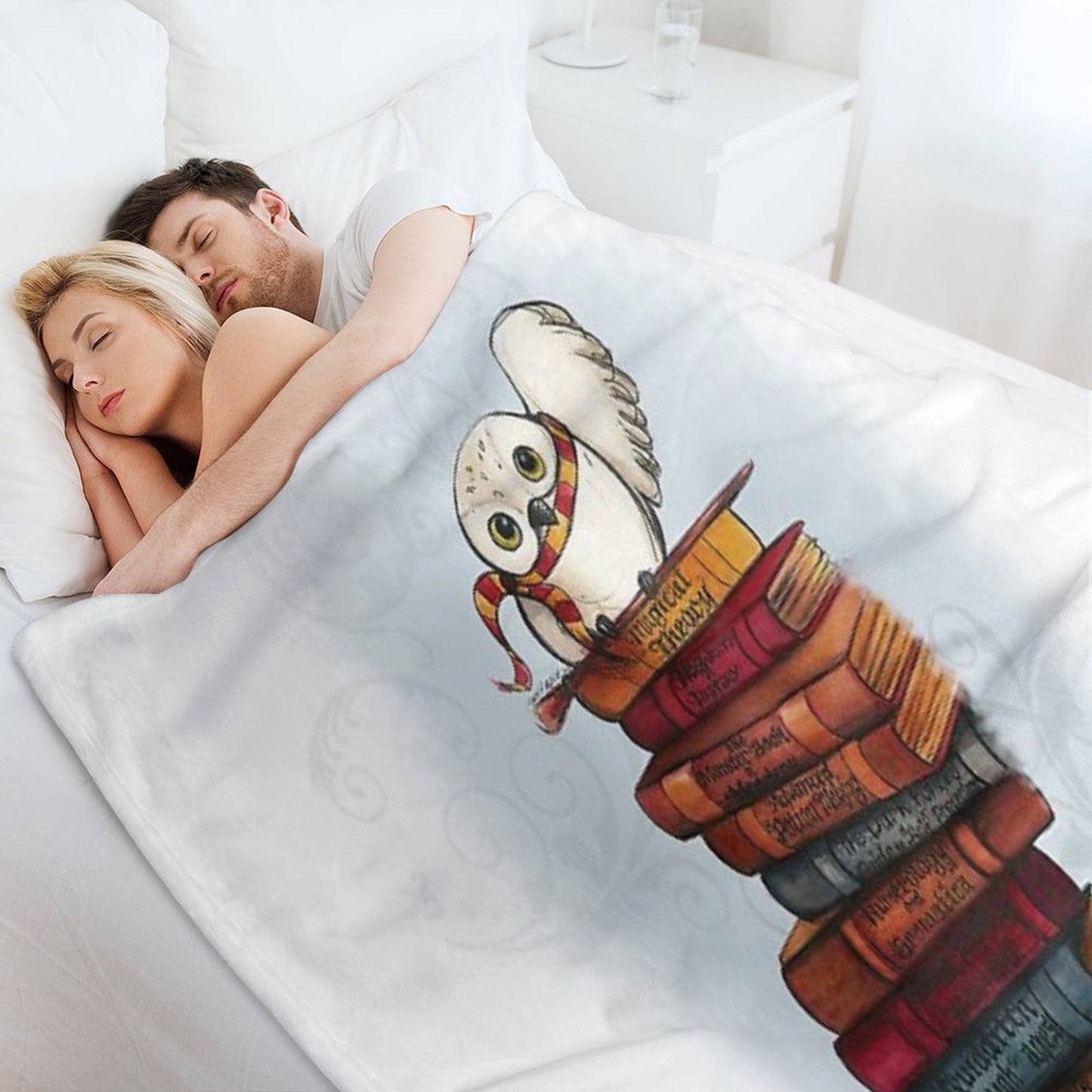 Hedwig Wrinkle-free Throw Blanket