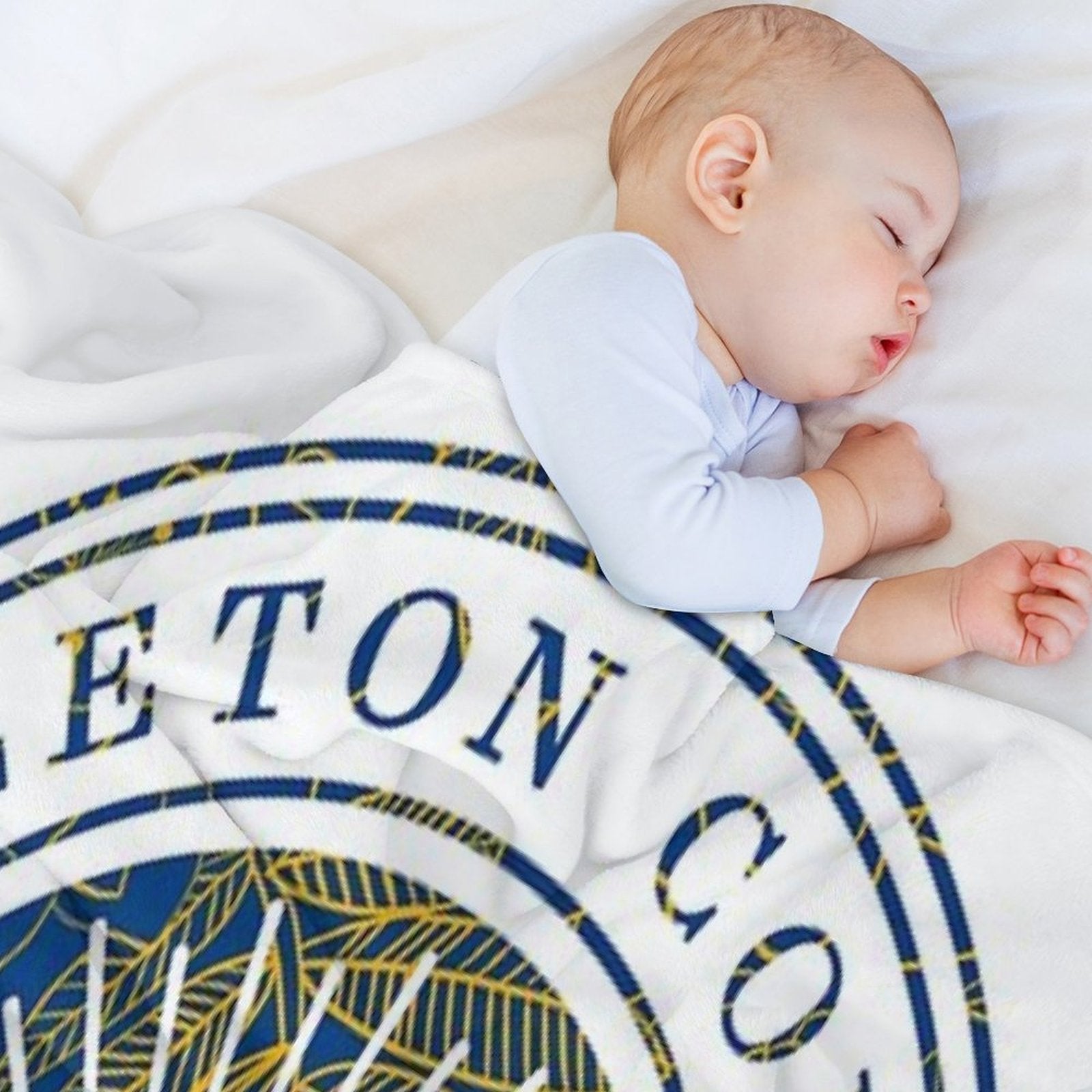 Carleton College Blooms Travel-friendly Throw Blanket