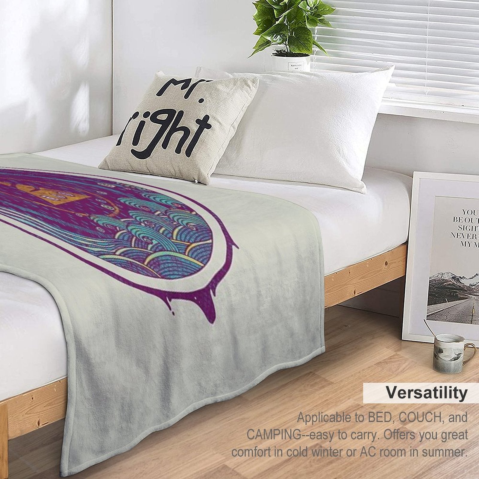 Water Lightweight Throw Blanket