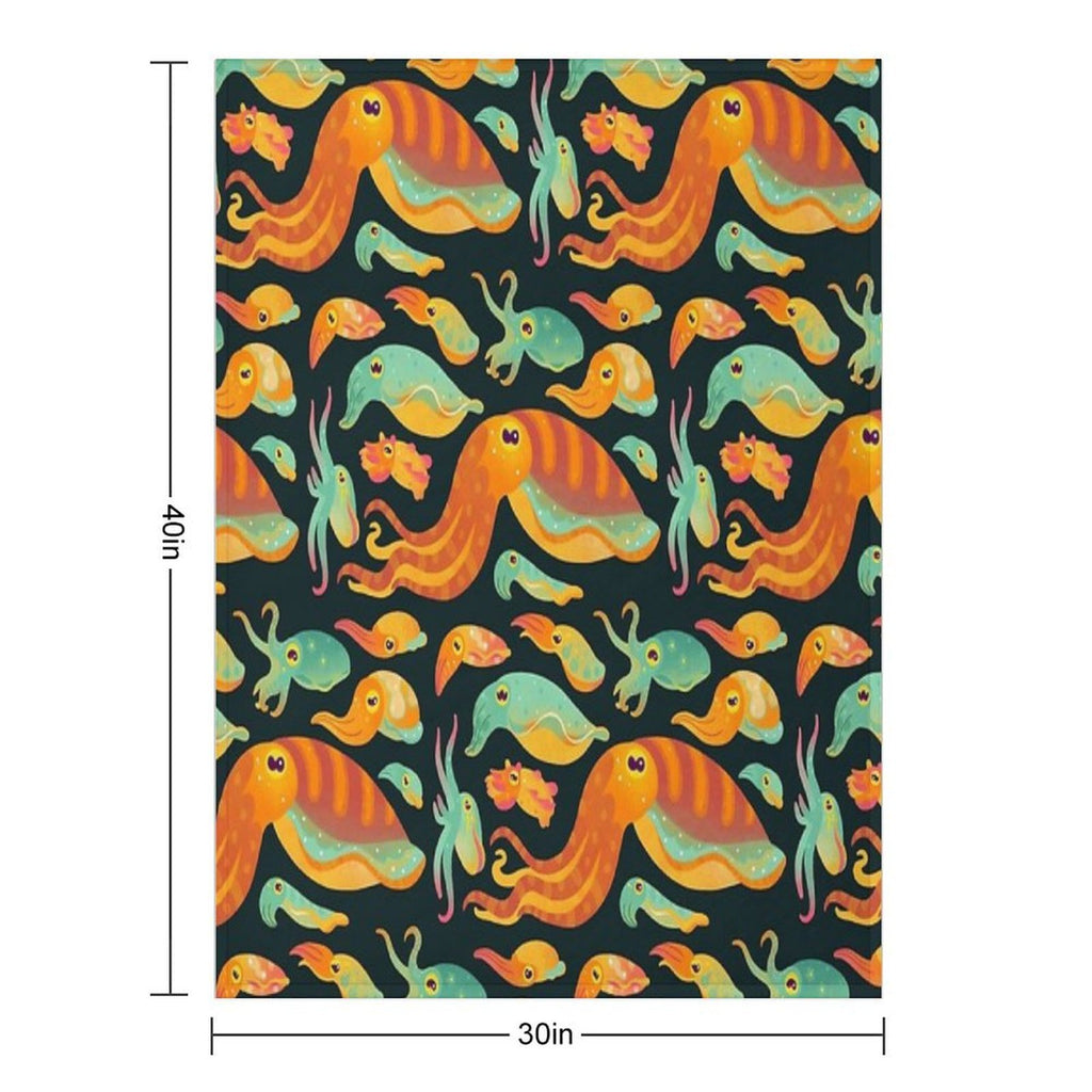 Cuttlefish - Dark Machine-washable Throw Blanket
