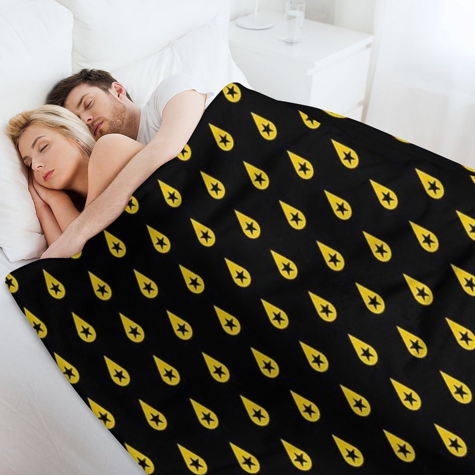 Found Heaven Black Star Shrink-resistant Throw Blanket