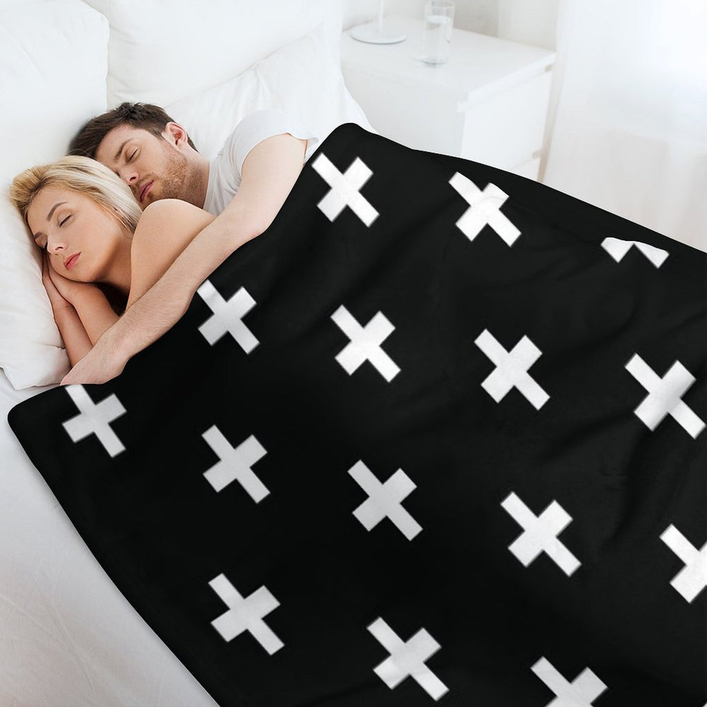 Black And White Swiss Cross Pattern Durable Throw Blanket