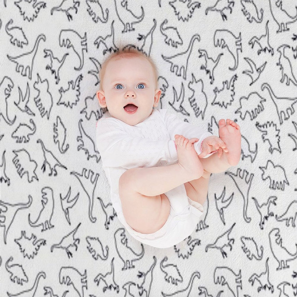 Dinosaur Pattern Outline (Dark Outline) Comfort Throw Blanket