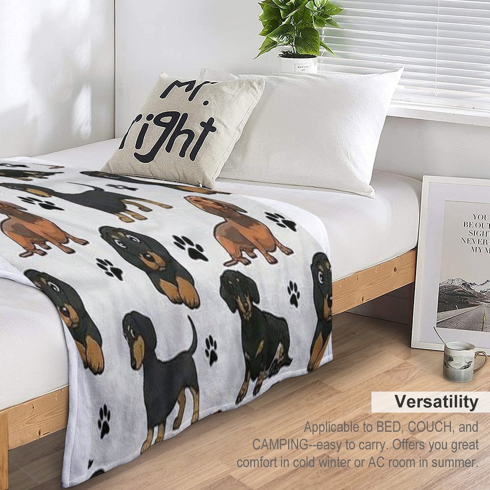 Dachshund Dog Cartoons Cute Travel-friendly Throw Blanket