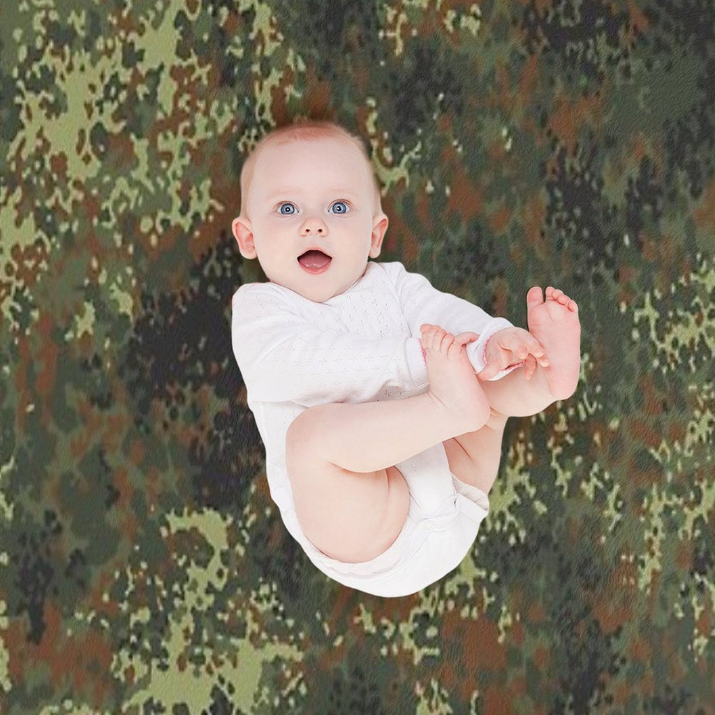 Flecktarn Camo Sustainable Throw Blanket