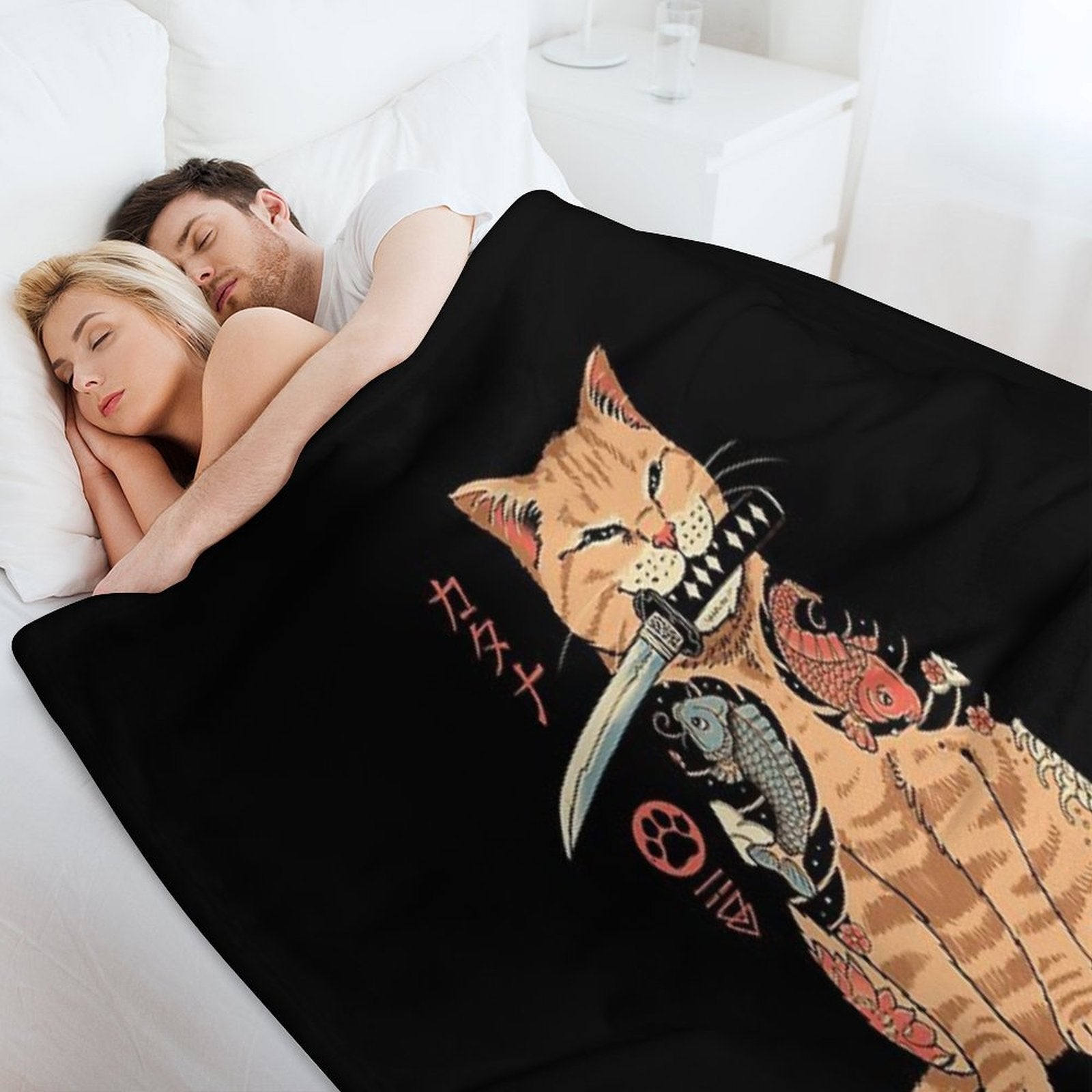 Catana Redefined Travel-friendly Throw Blanket