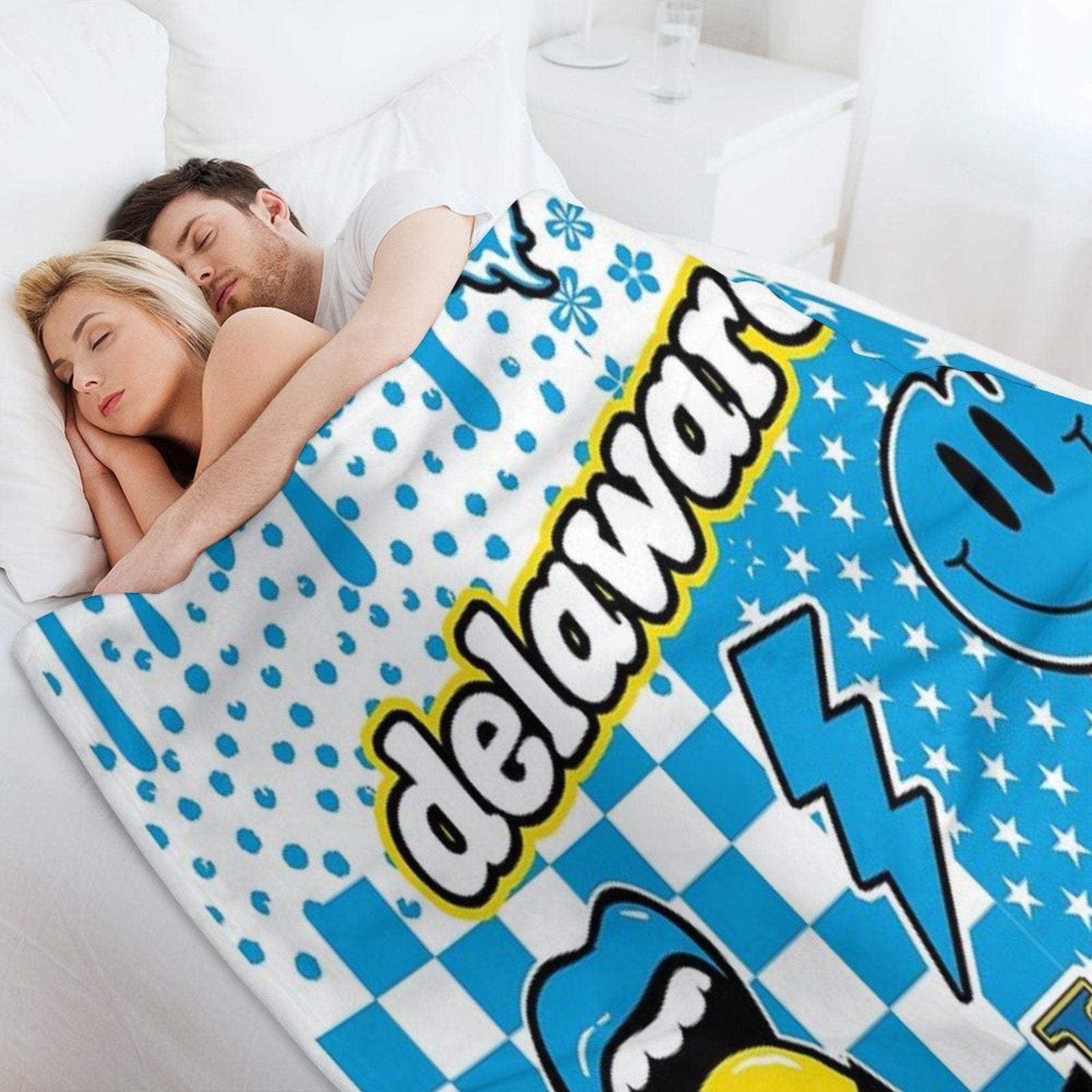 Delaware Velvety-soft Throw Blanket