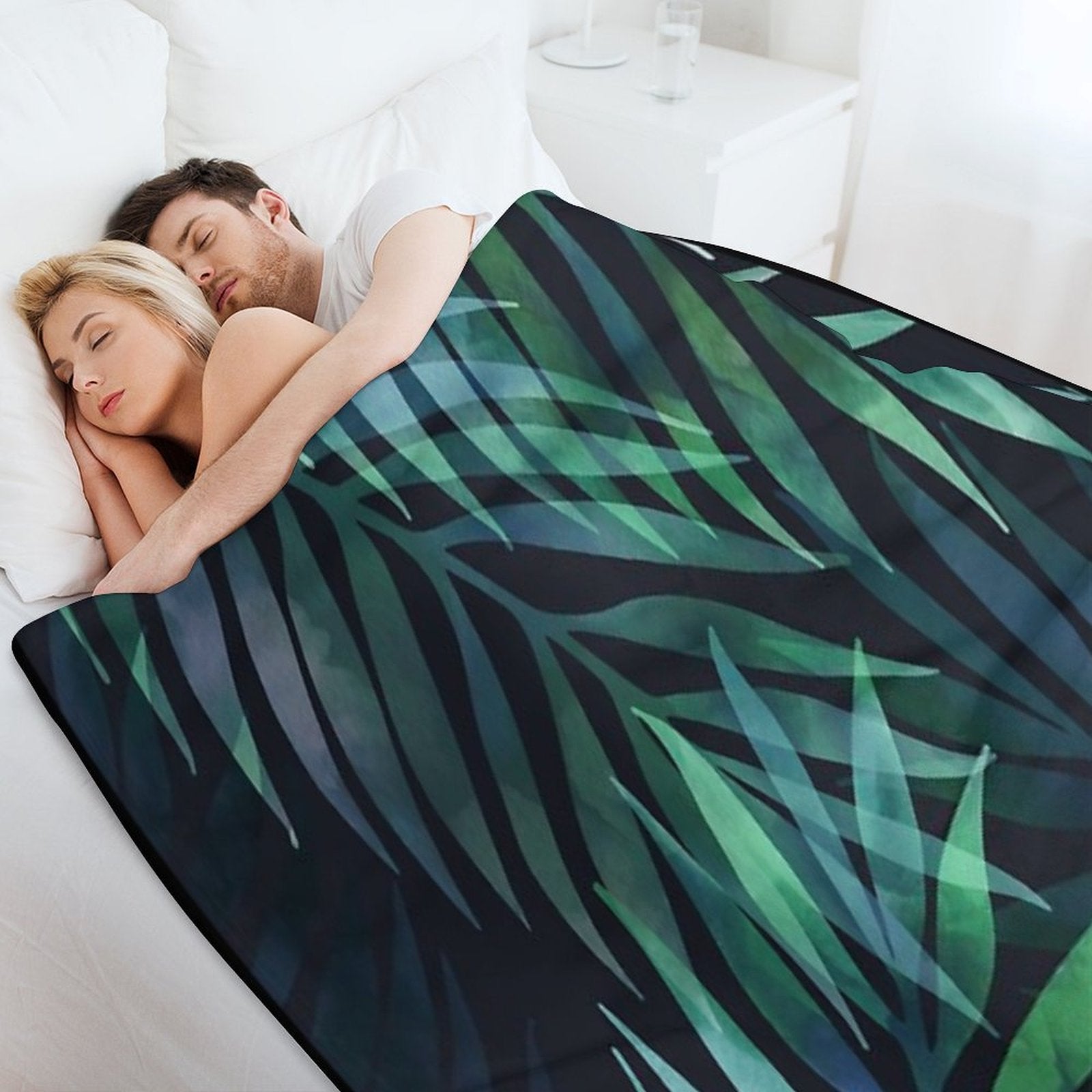 Dark Green Palms Leaves Pattern All-season Throw Blanket