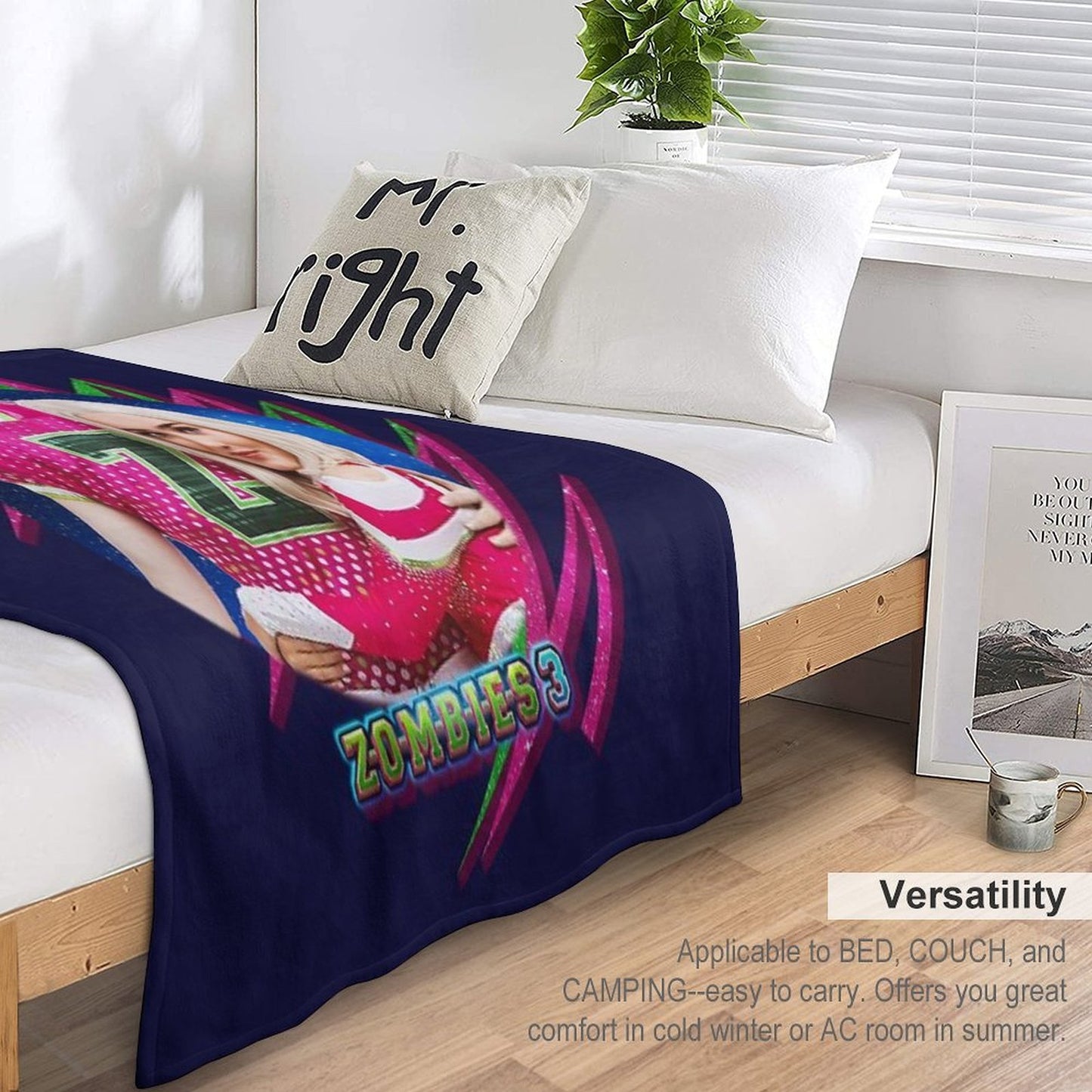 Zombies 3 - Zed And Addison Machine-washable Throw Blanket