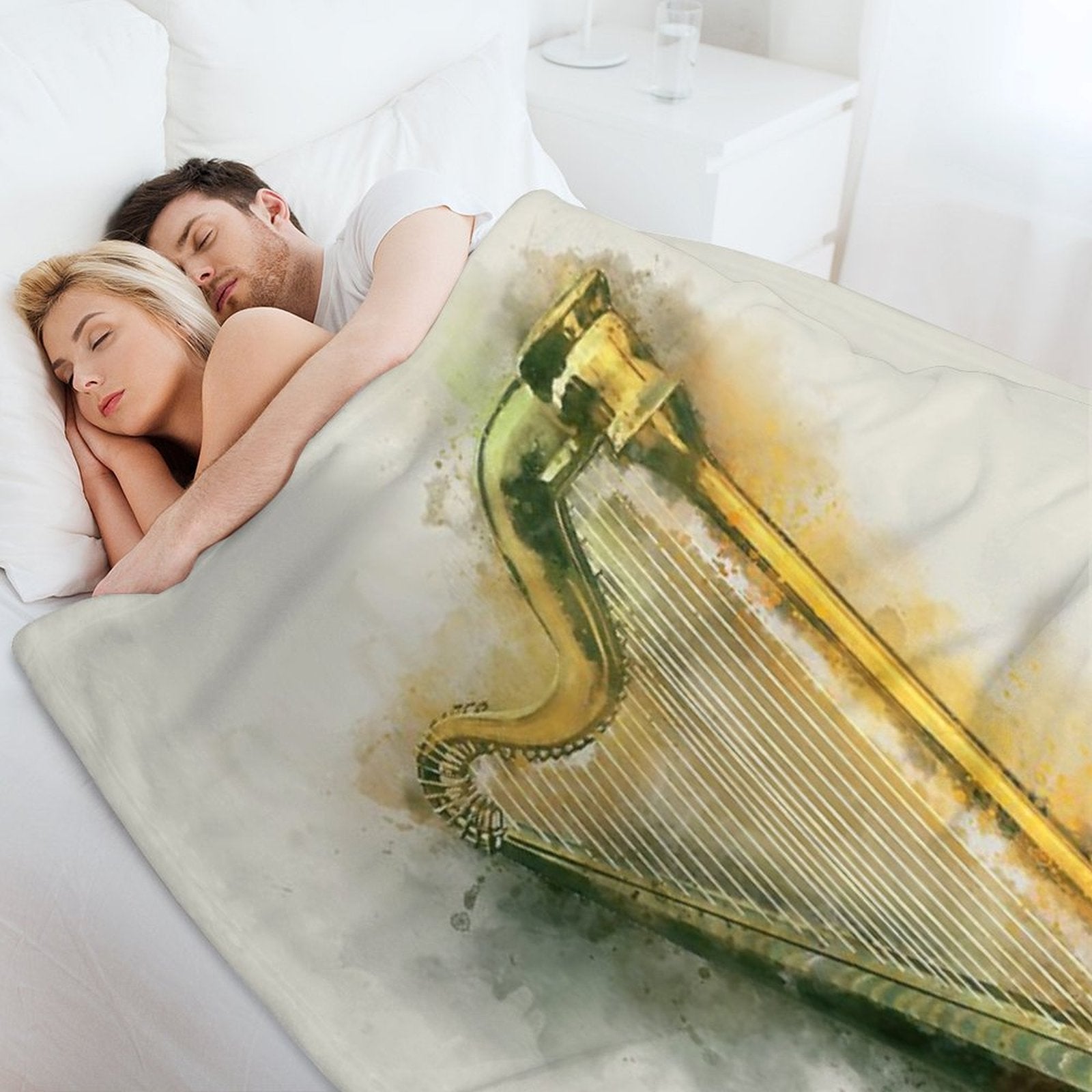 Classical Harp in Golden Watercolor Wrinkle-free Throw Blanket