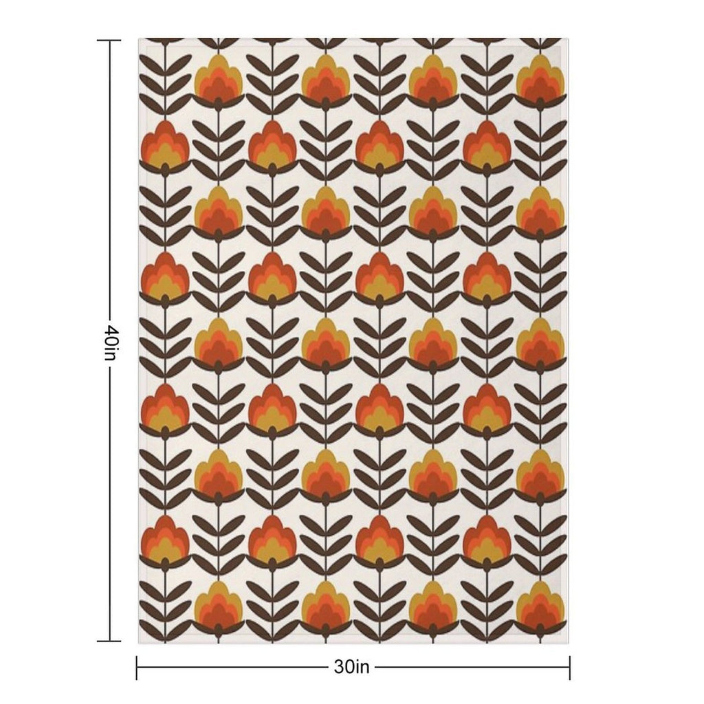 Boogie - Retro Florals Minimal Trendy 70s Style Throwback Flower Pattern Versatility Throw Blanket