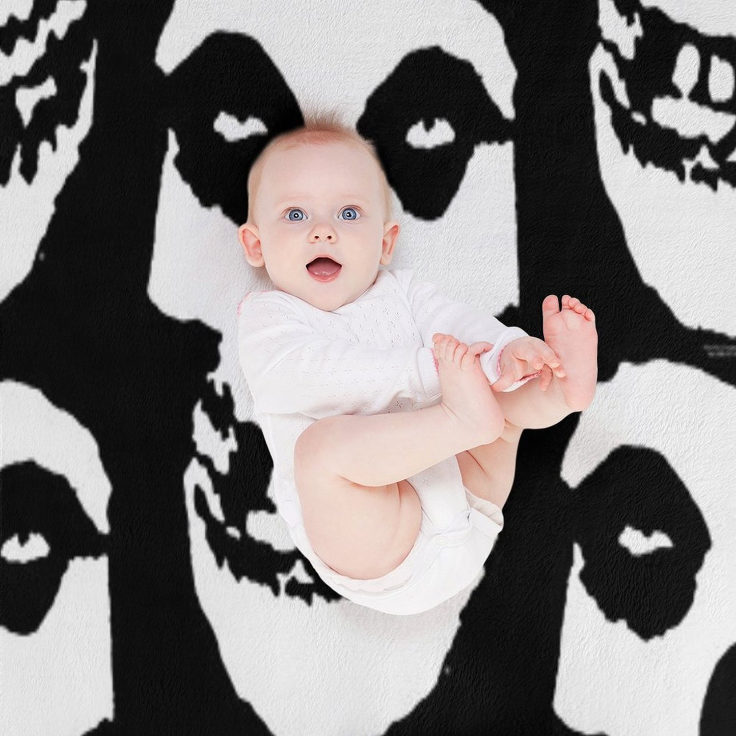 Misfits Lightweight Throw Blanket