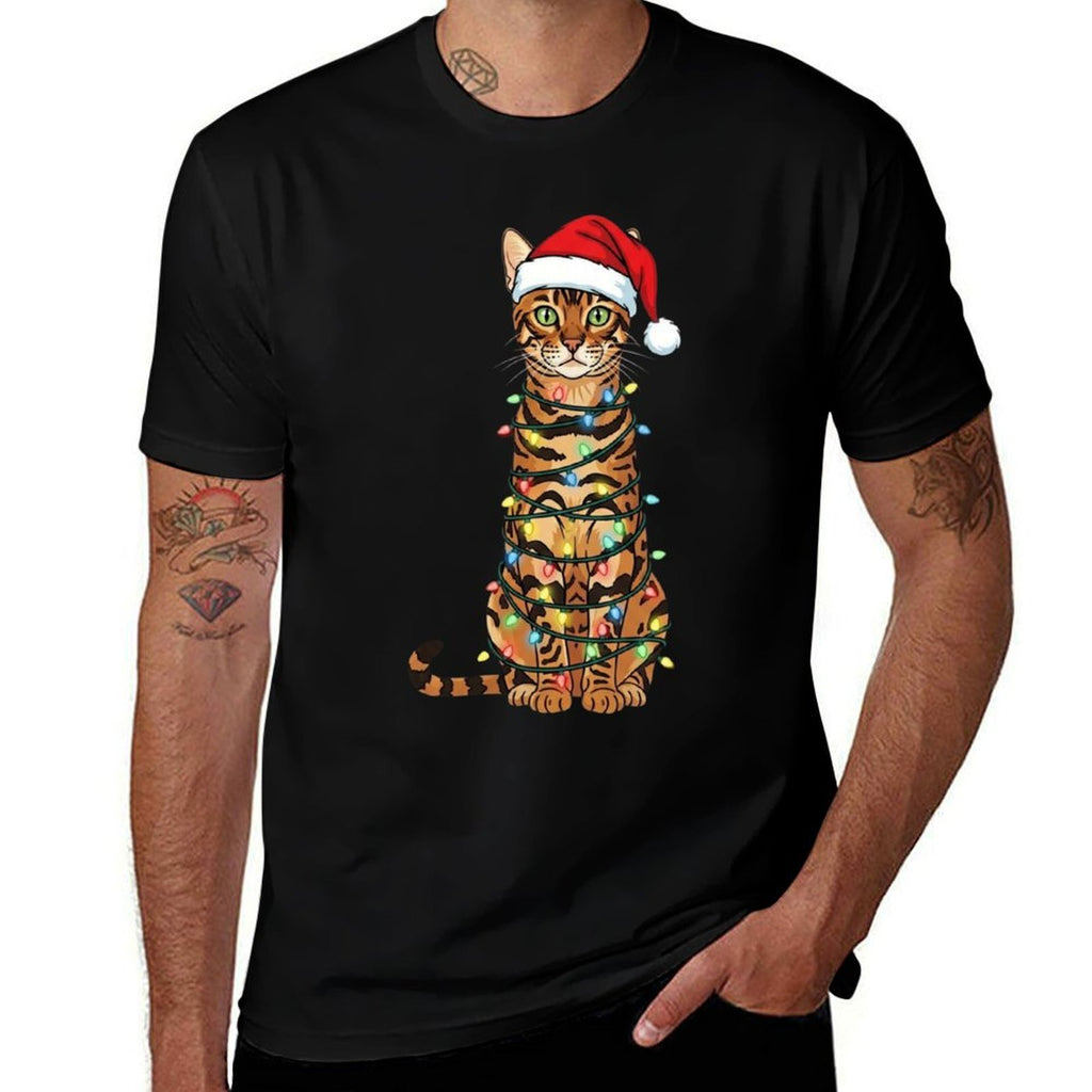 Bengal Cat Christmas Tree Cute Santa Hat Lover  Graphic-printed T-Shirt