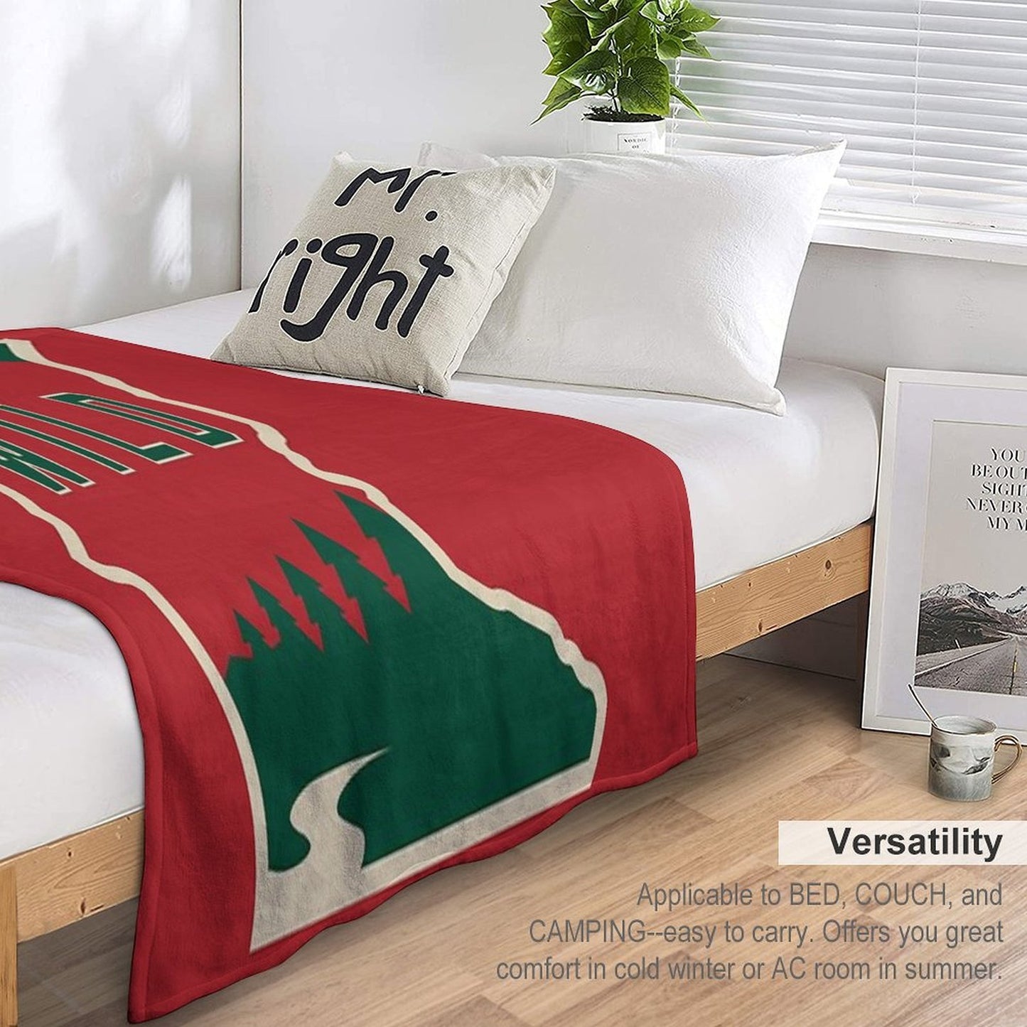 MN Wild Outline Eco-conscious Throw Blanket