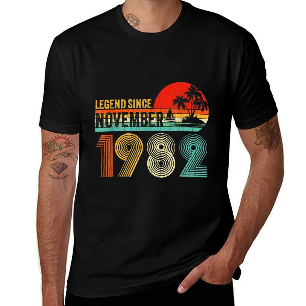 40 Year Old Vintage Legend Since November 1982 40th Birthday  Oversized Silhouette T-Shirt
