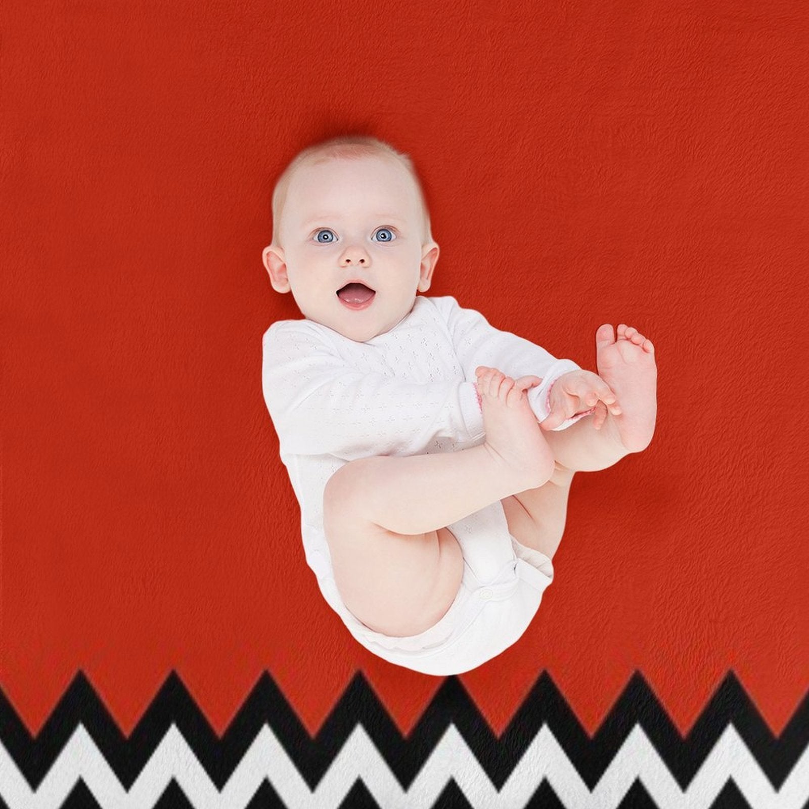 Black Lodge (Twin Peaks) Inspired Graphic Compact Throw Blanket
