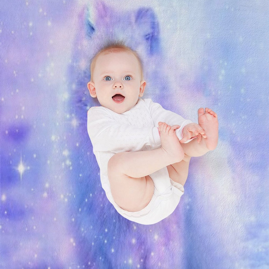 Arctic Iceland Fox Lightweight Throw Blanket