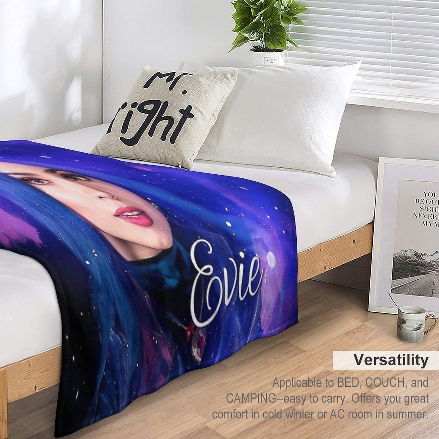 Evie Blue Princess - Descendants 3 Machine-washable Throw Blanket