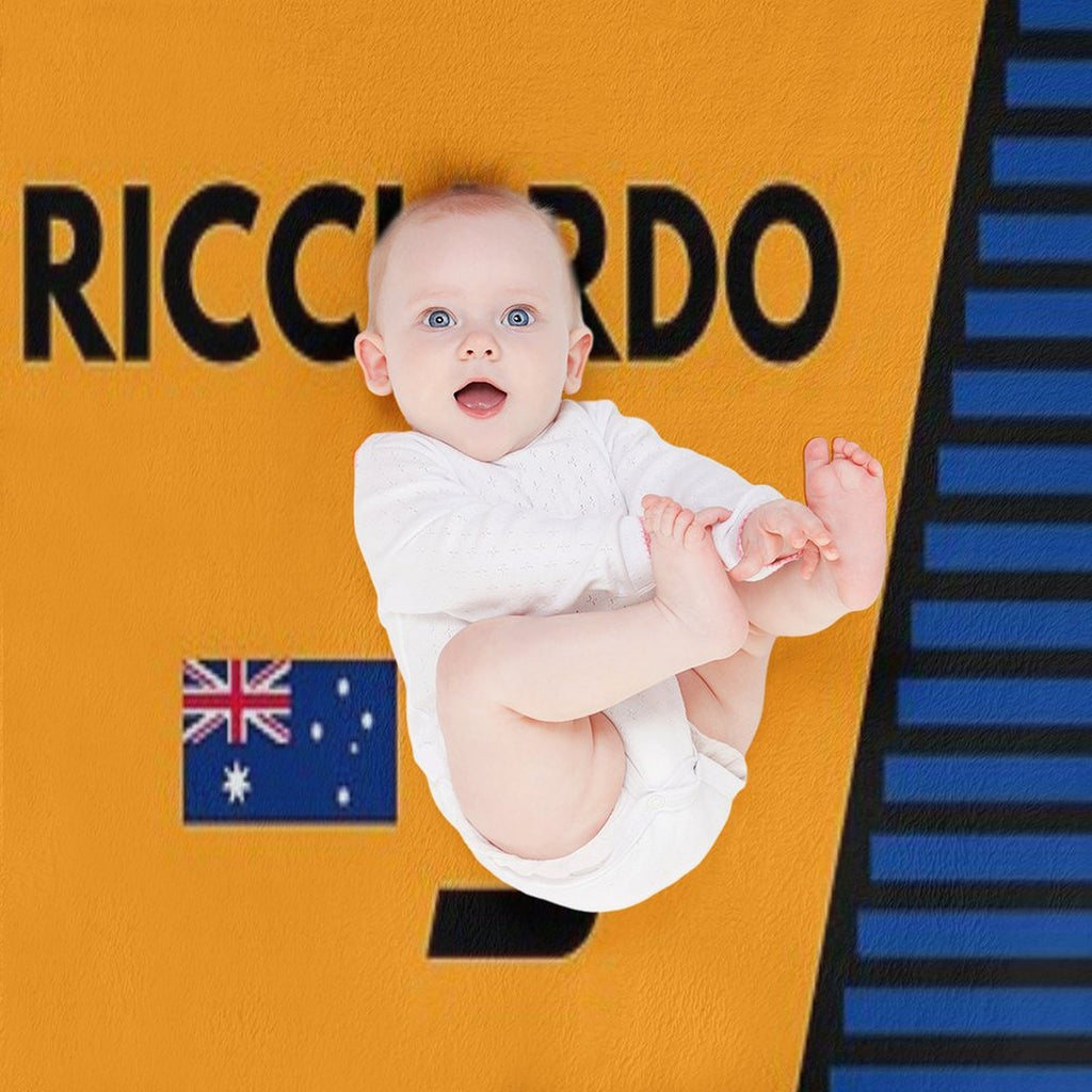 F1 2021 - #3 Ricciardo Comfort Throw Blanket