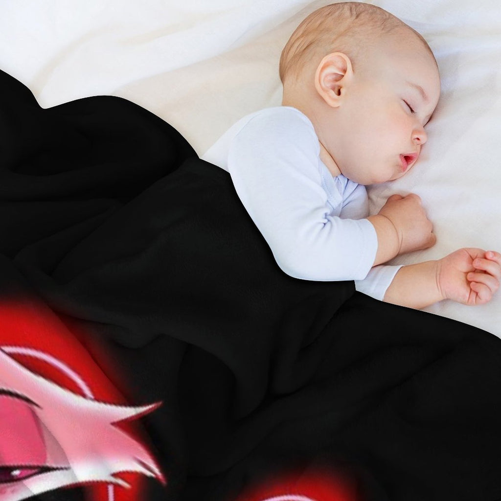 Addict W Heart Machine-washable Throw Blanket
