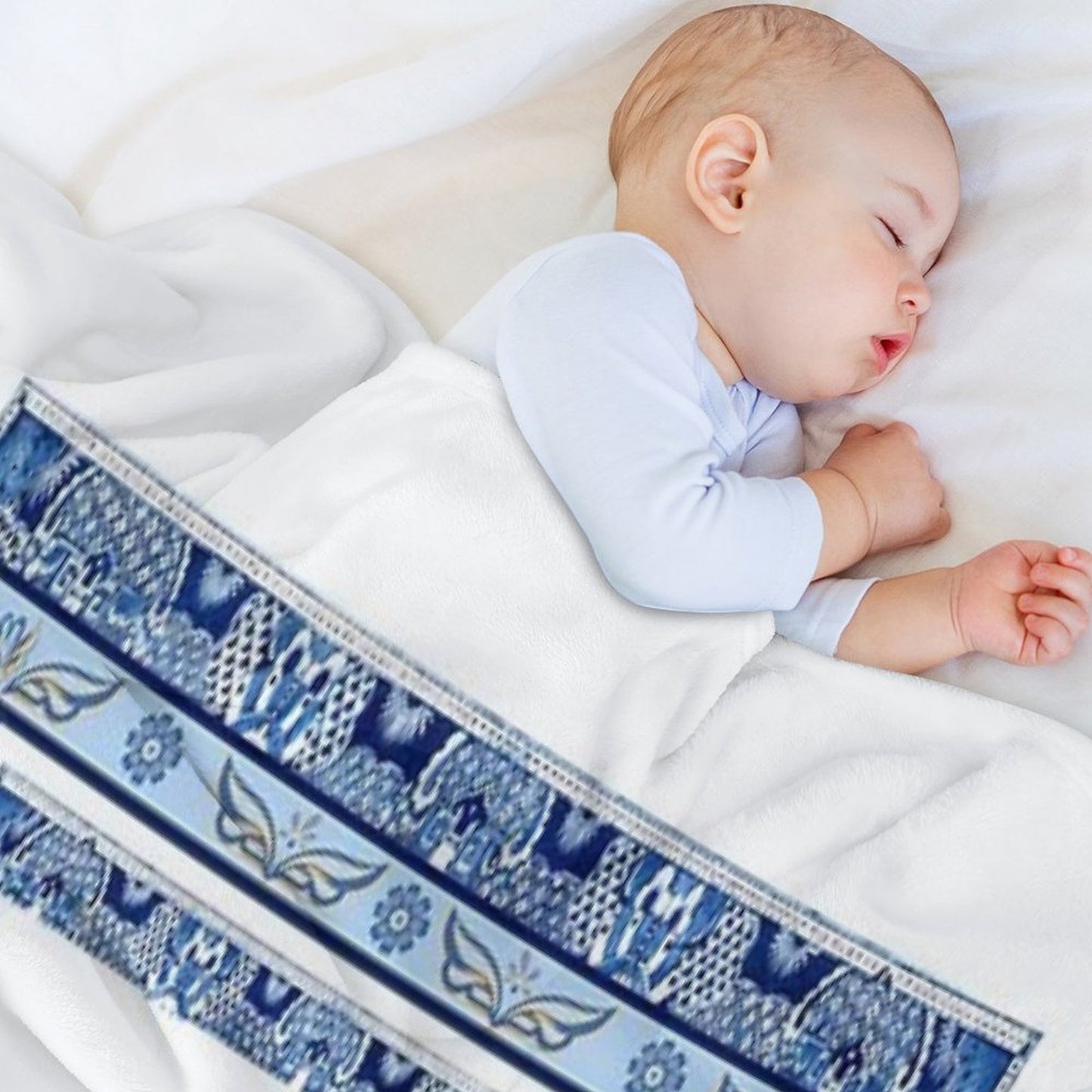Blue Willow Double Frame Durable Throw Blanket